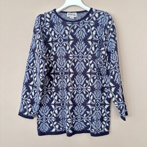 Vintage 80s Cottagecore Blue Floral Sweater Women L Round Neck USA Tunic Length